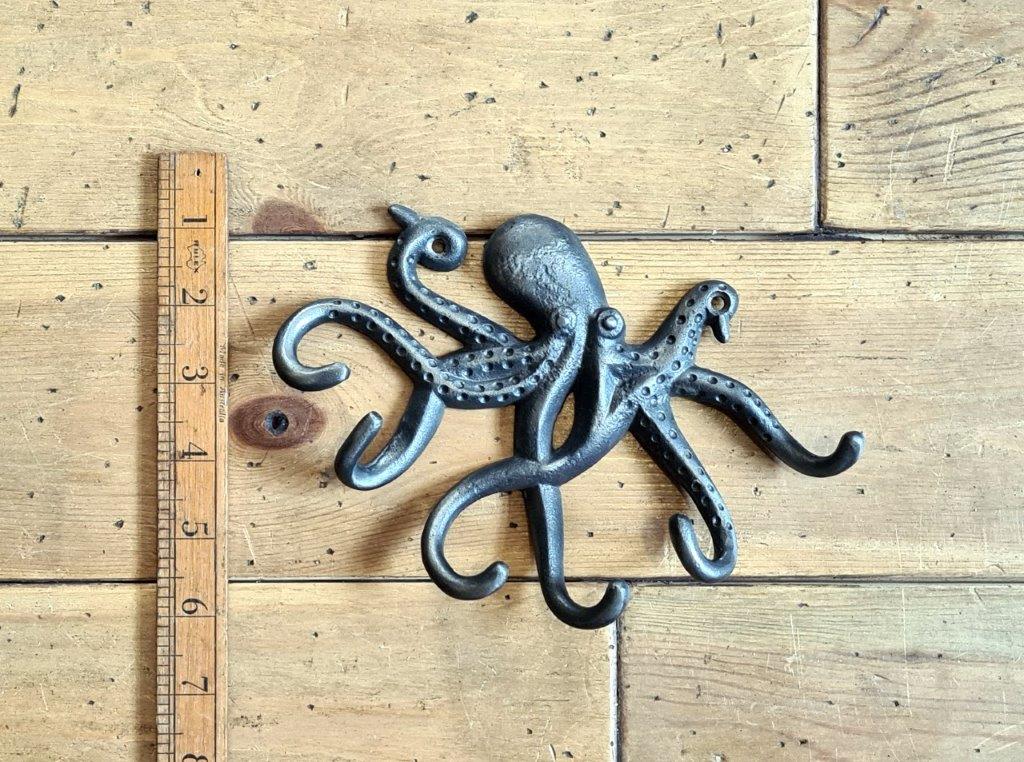 Multi Hook OCTOPUS Angled Head Cast Antique Iron 130 x 190mm - Image 2