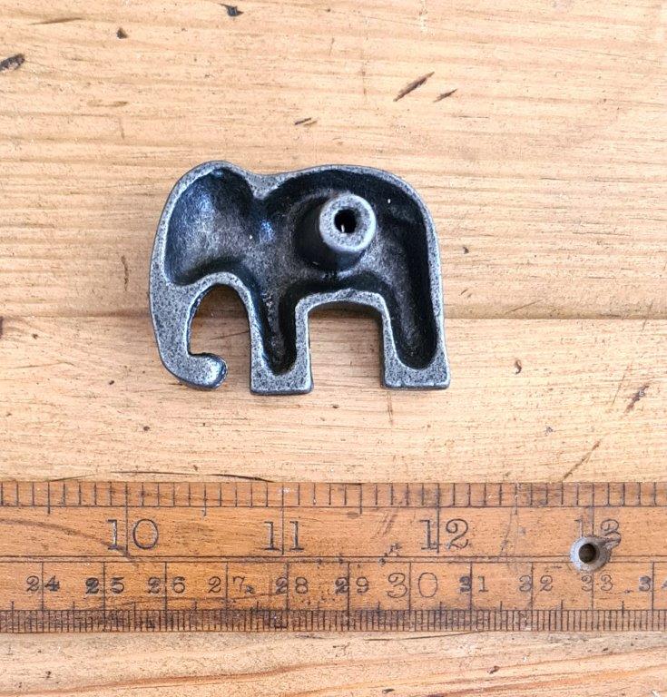 Knob Cupboard INDIAN ELEPHANT Trunk Down Cast Antique Iron 50mm - Image 2