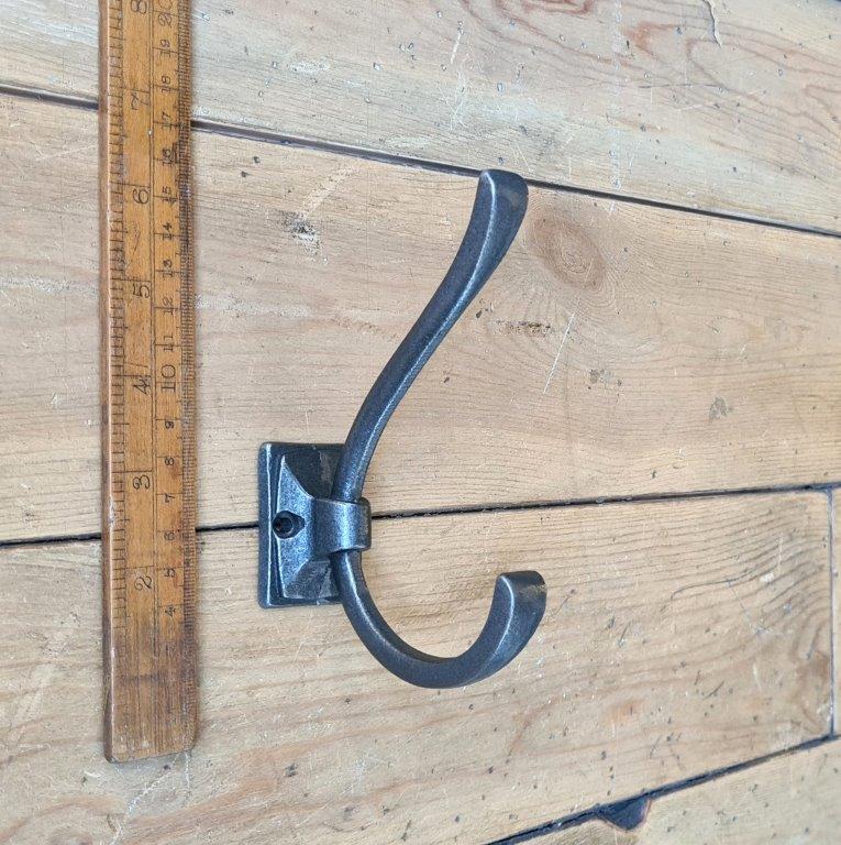 Coat Hook LINCOLN Cast Antique Iron 145mm