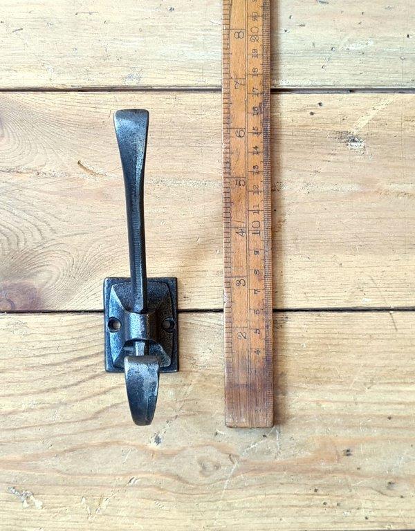 Coat Hook LINCOLN Cast Antique Iron 145mm - Image 3