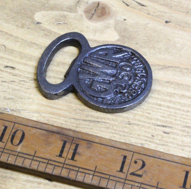 Bottle Opener Handheld Penny Style GWR 1833 Cast Antique Iron 50mm - Image 2