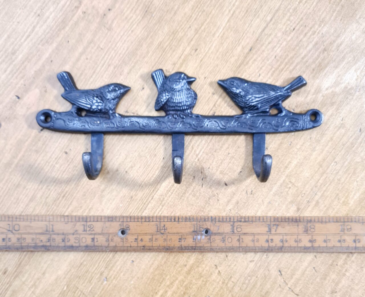 Coat Hook 3 BIRDS 3 Hooks Cast Antique Iron 80 x 200mm