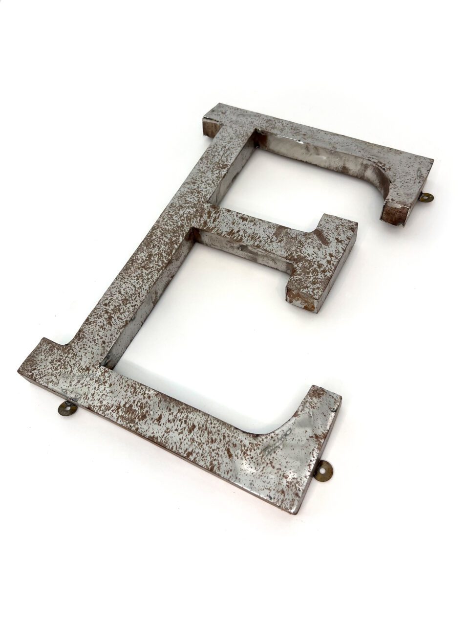 Wall Mounted Letter 'E' Antique Finish 400mm 16" High - Image 2