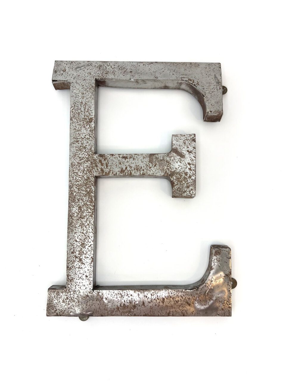 Wall Mounted Letter 'E' Antique Finish 400mm 16" High - Image 3