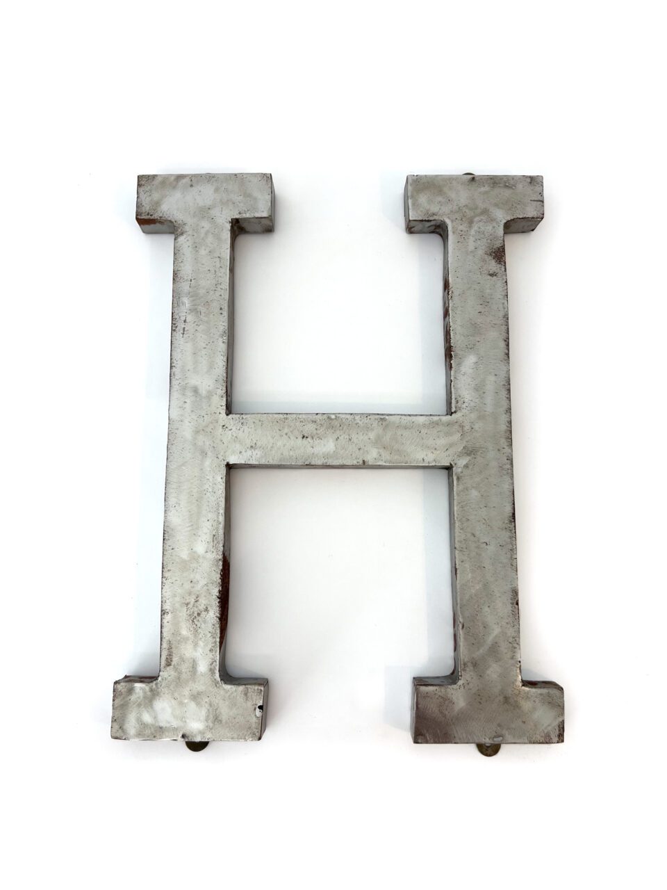 Wall Mounted Letter 'H' Antique Finish 400mm 16" High - Image 3