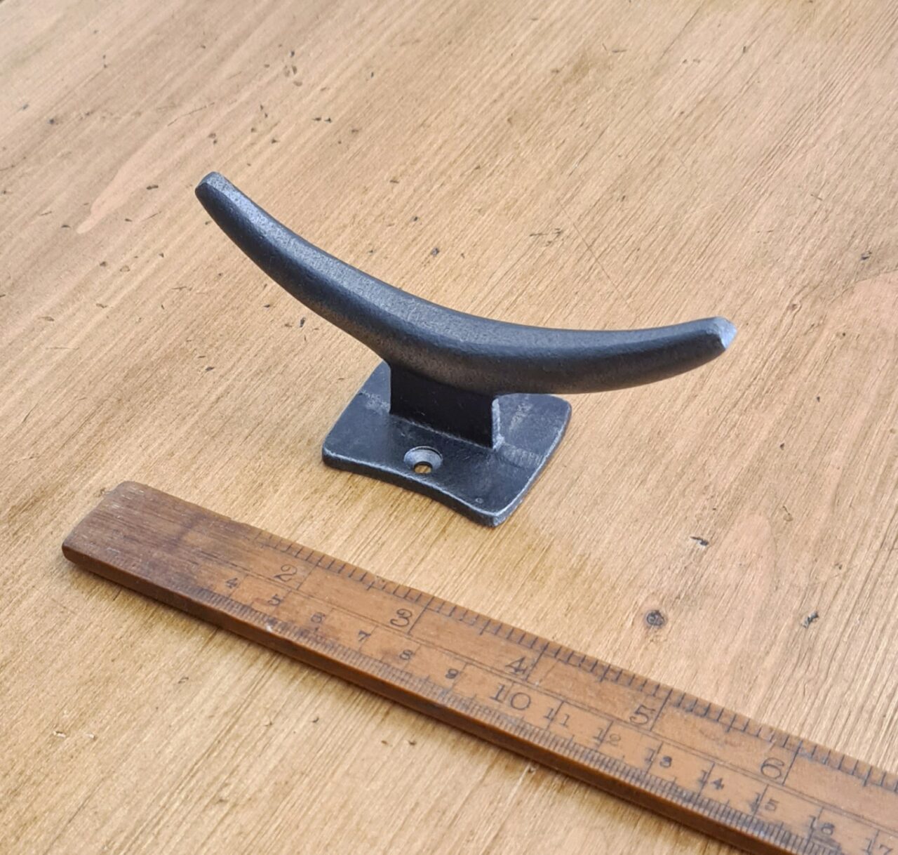 Cleat Hook MOORING Small Double Cast Antique Iron 120mm - Image 2