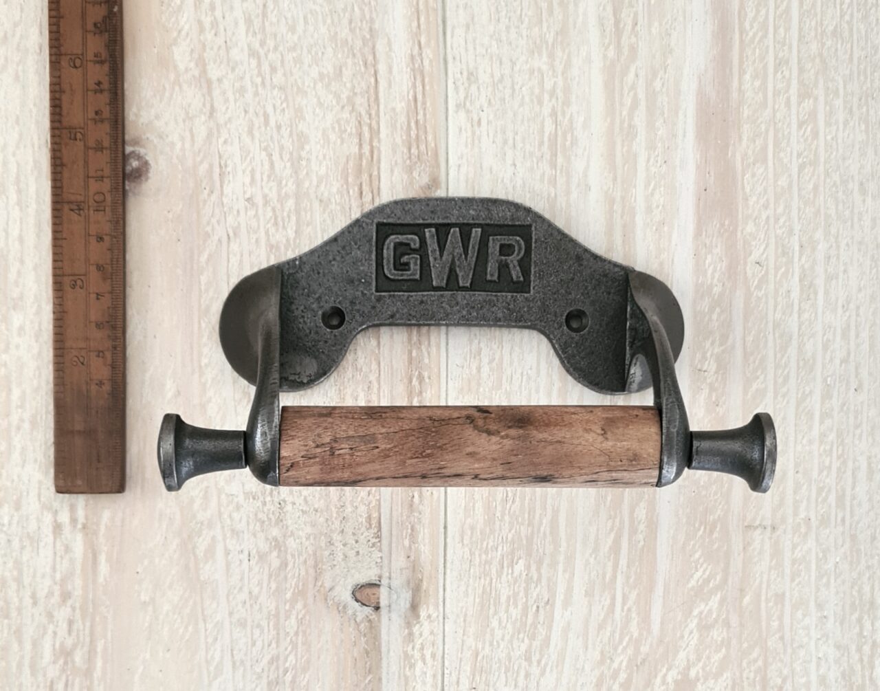 Toilet Roll Holder GWR Long Arm Cast Antique Iron 150mm - Image 2
