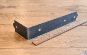 Butchers Block Corner Heavy Gauge Antique Iron 50mm x 100mm x 310mm