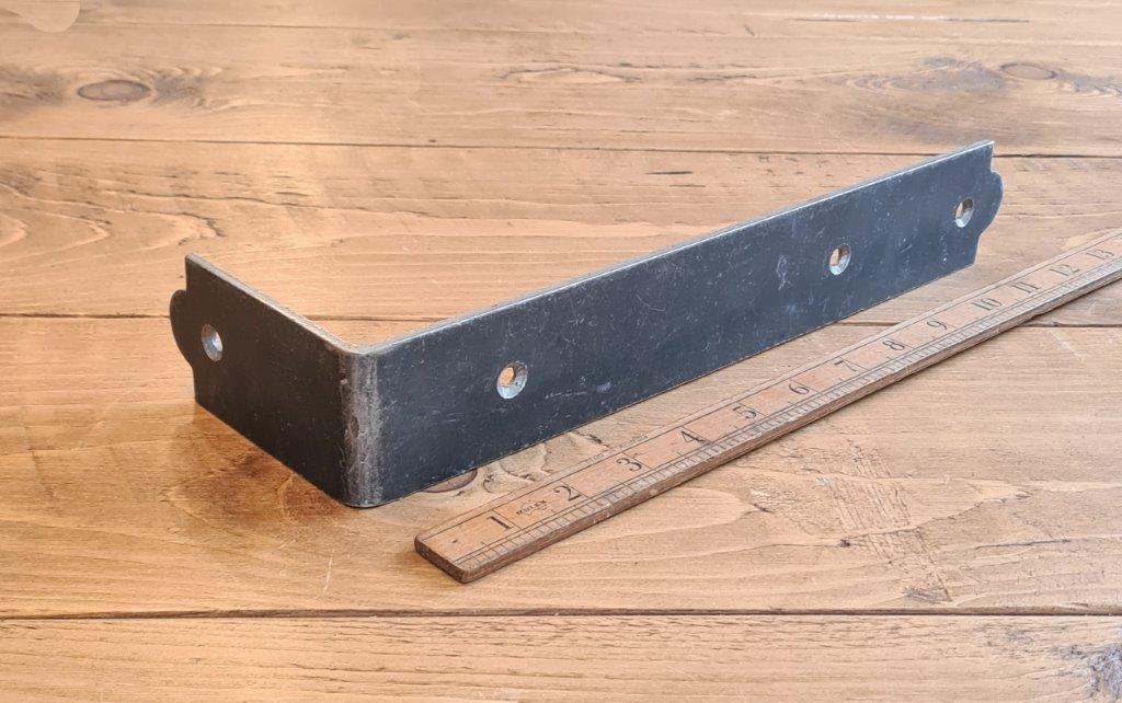 Butchers Block Corner Heavy Gauge Antique Iron 50mm x 100mm x 310mm