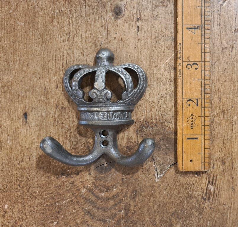Double Robe Hook QUEEN'S CROWN Small Cast Ant Iron 75mm x 80mm