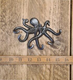 Multi Hook OCTOPUS Small Angled Head Cast Antique Iron 90 x 130mm