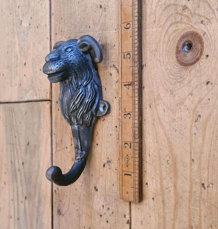 Coat Hook Single GRUFFALO Cast Antique Iron 140mm - Image 2