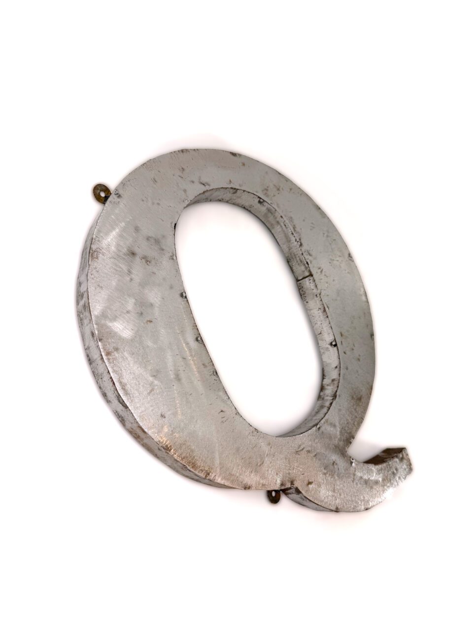 Wall Mounted Letter 'Q' Antique Finish 400mm 16" High - Image 2
