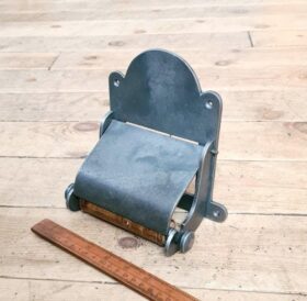 Toilet Roll Holder with Lid PLAIN Cast Antique Iron 150mm