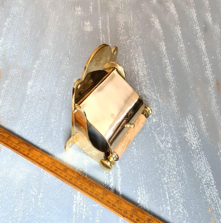 Toilet Roll Holder with Lid PLAIN Solid Brass 150mm - Image 2