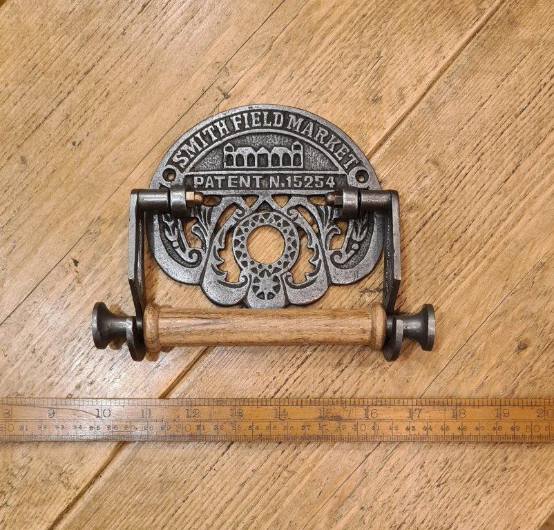 Toilet Roll Holder SMITHFIELD MARKET Antique Iron & Wood 150 x 200