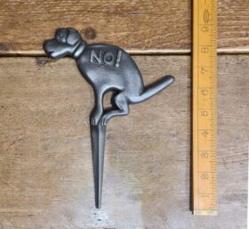 Ground Stake NO DOG FOULING Cast Iron 220mm x 170mm