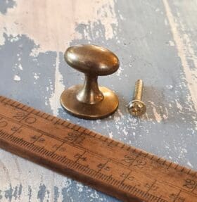 Cupboard Knob Oval with Integral Back Plate Cast Antique Brass 27mm M4 Thread