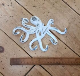 Multi Hook OCTOPUS Angled Head Antique White Patina 130 x 190mm