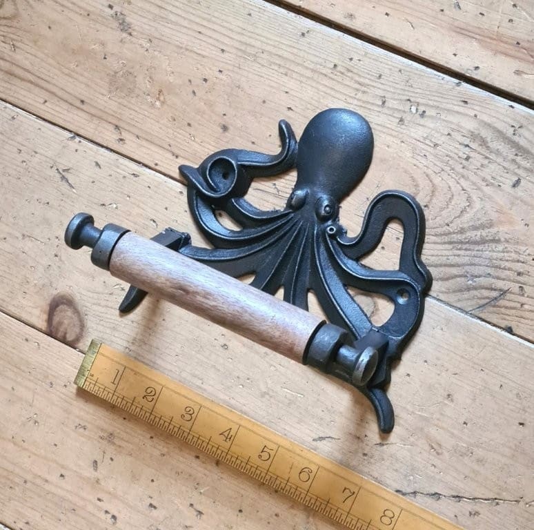 Toilet Roll Holder OCTOPUS with Sides Cast Antique Iron 150mm - Image 2